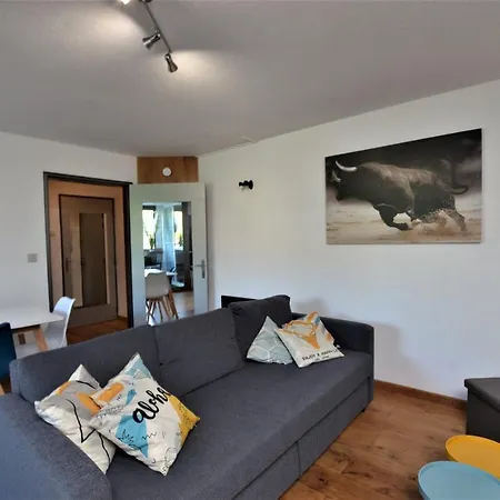 Les Manades D'aigues Mortes Apartment